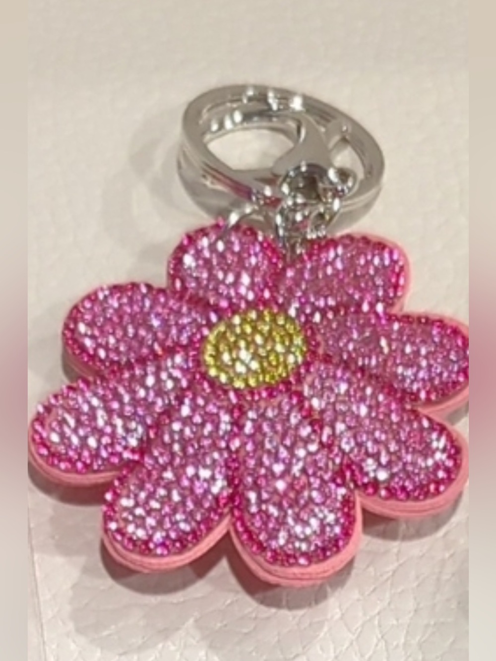 Crystal Daisy Flower bag charm Keychain